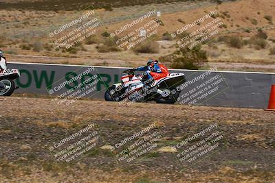media/Apr-19-2025-AHRMA (Sat) [[3d98ca3309]]/Race/Group 4/Turn 4/